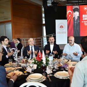 Kahramanlar Bizim, İstikbal Bizim, İrade Bizim - fotoğraf 2
