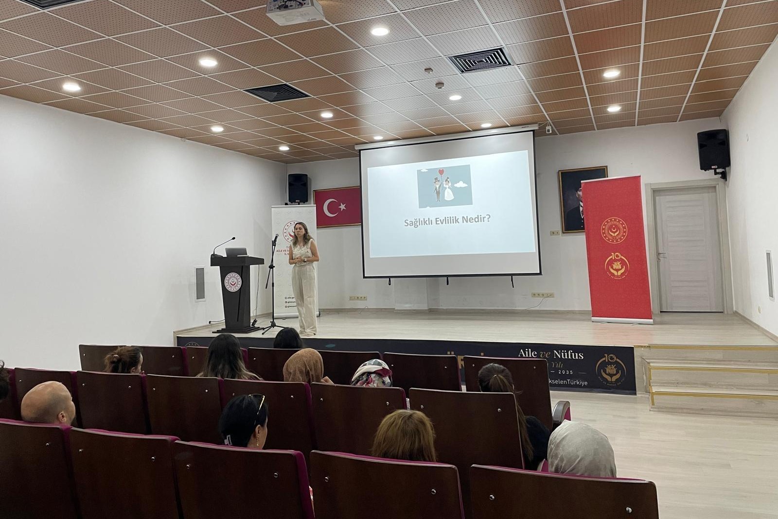 Giresun Sosyal Hizmet Merkezi Personeline "Aile İçi İletişim" Eğitimi Verildi