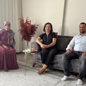 15 Temmuz Demokrasi ve Millî Birlik Günü kapsamında şehit yakınları ve gazi ailelerine ziyaretler - fotoğraf 4
