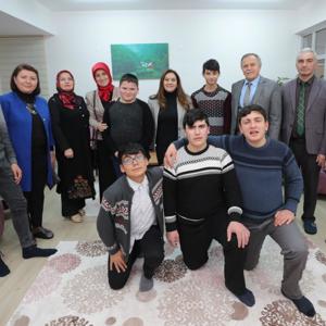 Funda VAROL Hanımefendi, İl Müdürlüğümüze bağlı Çocuk Evleri Sitesini ziyaret ederek çocuklarımızla bir araya geldi. - fotoğraf 11