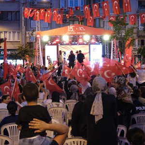 Millî İrade Meydanında Demokrasi Nöbeti - fotoğraf 11