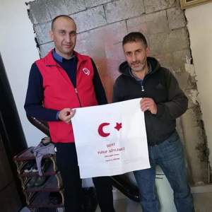 Şehitlerimizin muhterem Ailelerini ziyaret ederek Sayın Bakanımız Zehra Zümrüt SELÇUK'un selamlarını ilettik - fotoğraf 1