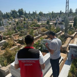 Şehit Mezarları Yenileme - fotoğraf 1