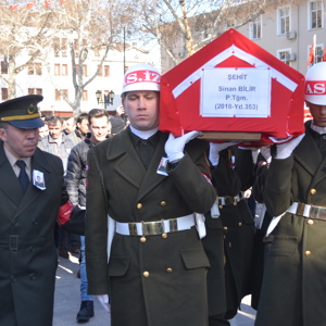 Şehit Teğmen Sinan BİLİR Son Yolculuğuna Uğurlandı - fotoğraf 2