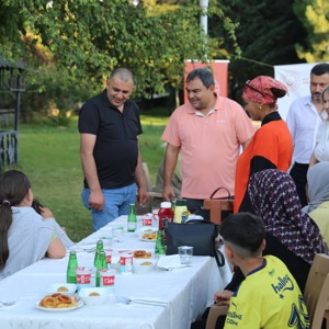 Kırşehir Aile ve Sosyal Hizmetler İl Müdürlüğü olarak, vatanımızın bağımsızlığı ve milletimizin huzuru için fedakârlık gösteren kahraman gazilerimizi ve kıymetli ailelerini Merkez Huzurevimizde misafir etmenin mutluluğunu yaşadık. - fotoğraf 5