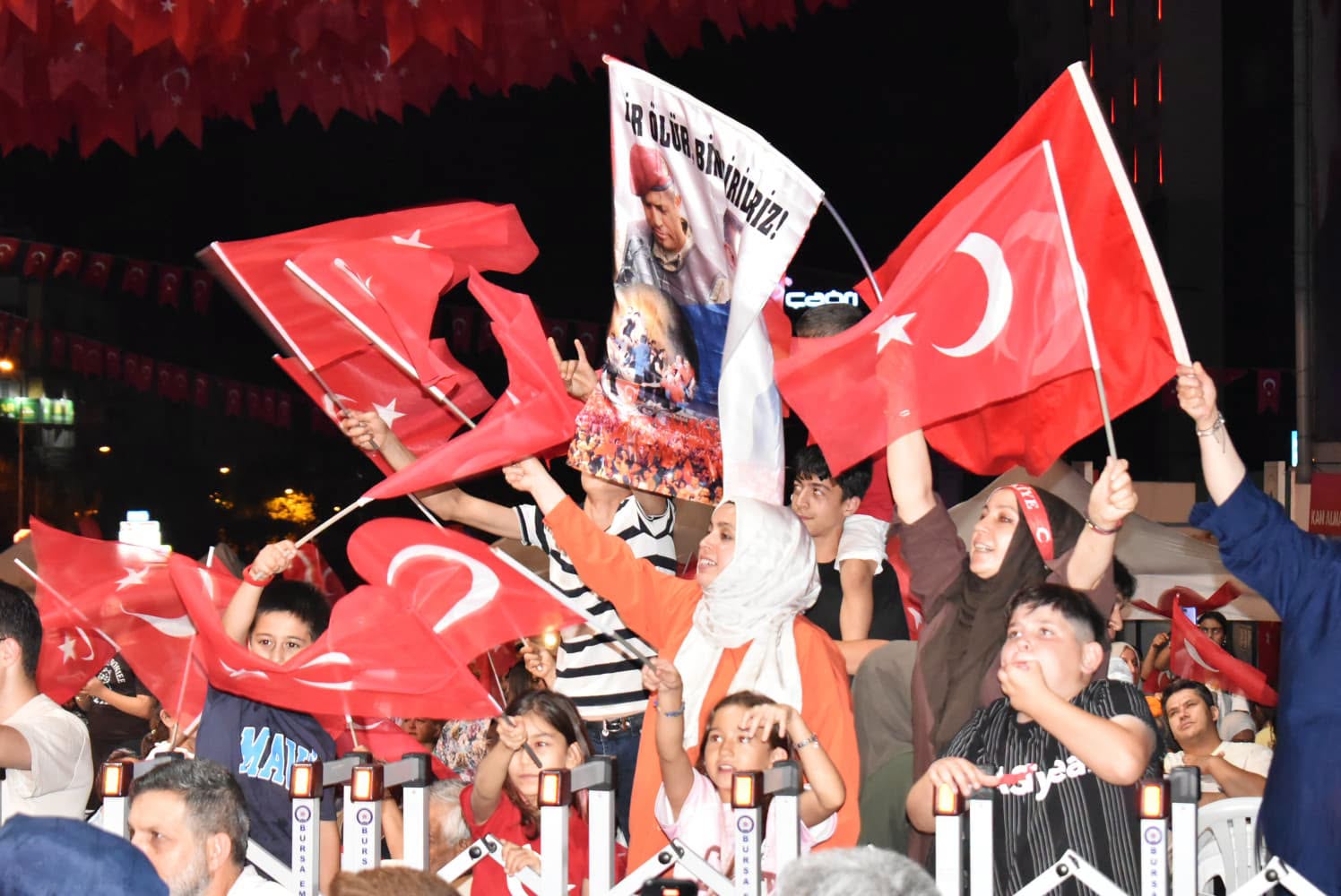 İrade Bizim, Vata Bizim