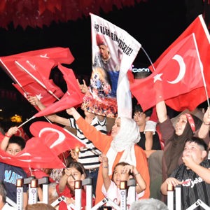 İrade Bizim, Vata Bizim - fotoğraf 1