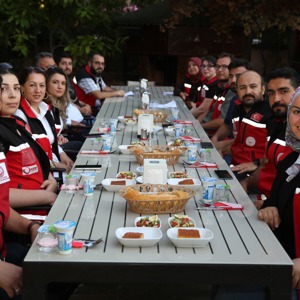 15 Temmuz Demokrasi ve Milli Birlik Günü kapsamında Kırşehir Aile ve Sosyal Hizmetler İl Müdürlüğü olarak anlam dolu bir gün yaşadık. - fotoğraf 5