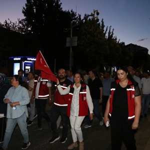 15 Temmuz Demokrasi ve Milli Birlik Günü kapsamında Kırşehir Aile ve Sosyal Hizmetler İl Müdürlüğü olarak anlam dolu bir gün yaşadık. - fotoğraf 8