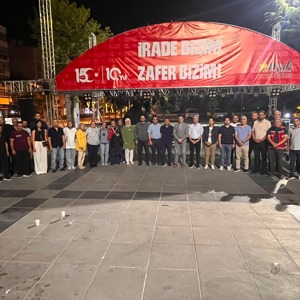 15 Temmuz Demokrasi ve Millî Birlik Günü Kapsamında Demokrasi Nöbeti Tutuldu - fotoğraf 1