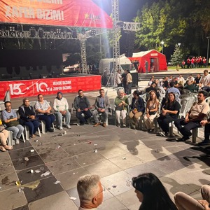 15 Temmuz Demokrasi ve Millî Birlik Günü Kapsamında Demokrasi Nöbeti Tutuldu - fotoğraf 2