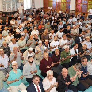 15 Temmuz Demokrasi ve Millî Birlik Günü’nde Şehitlerimiz Dualarla Anıldı - fotoğraf 3