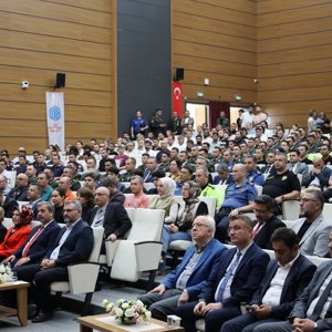 15 Temmuz’un Kahramanlık Destanı “İrade Bizim Zafer Bizim” Konferansında Anlatıldı - fotoğraf 4