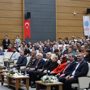15 Temmuz’un Kahramanlık Destanı “İrade Bizim Zafer Bizim” Konferansında Anlatıldı - fotoğraf 3