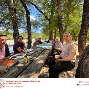 Yaşlılarımızla Keyifli Bir Öğle Molası - fotoğraf 2