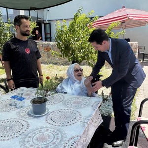 Gördes Huzurevinde 15 Temmuz Demokrasi ve Millî Birlik Günü Anma Programı Gerçekleştirildi - fotoğraf 6