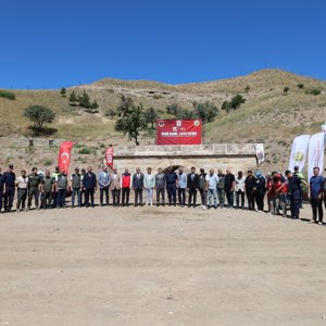 15 Temmuz Şehitlerimizin Hatırası Fidanlarla Yaşatılıyor - fotoğraf 1