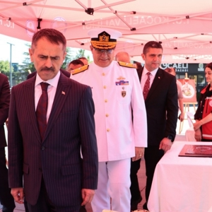 15 Temmuz Demokrasi ve Millî Birlik Günü’nde Şehitlerimiz Rahmetle, Gazilerimiz Minnetle Anıldı - fotoğraf 16