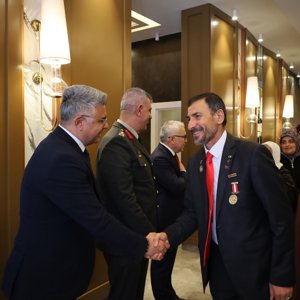 15 Temmuz Demokrasi ve Millî Birlik Günü’nde Şehit Yakınları ve Gazilerimizle Bir Araya Gelindi - fotoğraf 5