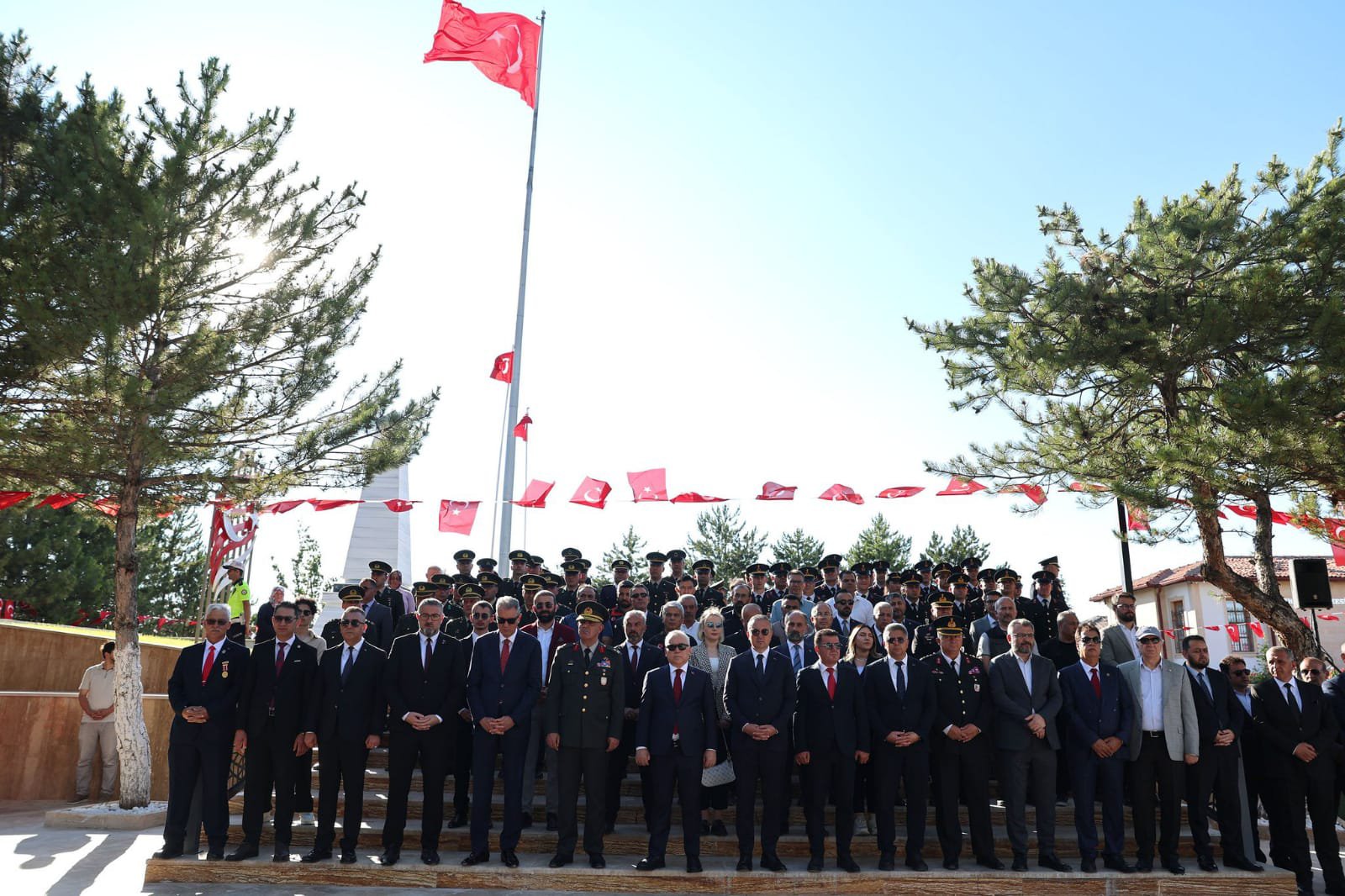 Vatan Uğruna Can Veren Aziz Şehitlerimiz Rahmetle Anıldı