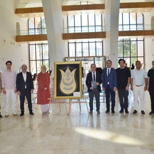 🖋️ Kalemden Kalbe: Aile Değerlerimiz Hat Sanatıyla Buluştu - fotoğraf 1