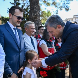 15 Temmuz Şehitleri ve Aileleri Ziyaret Edildi - fotoğraf 19