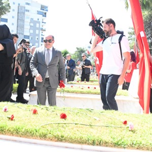 15 Temmuz Şehitleri ve Aileleri Ziyaret Edildi - fotoğraf 15