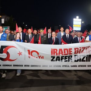 Binlerce Sivaslı Bayraklarla Tek Yürek Oldu - fotoğraf 1