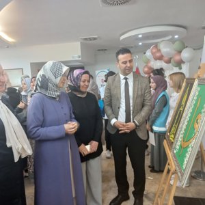 Hayata Köprü Sanat Projesi Kapanış Programı Gerçekleştirildi - fotoğraf 1