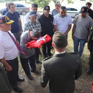 Kıbrıs Gazimiz Cemal BİÇERİ Ebediyete Uğurladık - fotoğraf 9