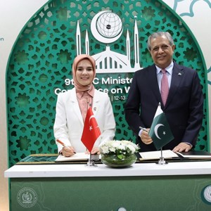 Bakanımız Göktaş, Pakistan'da İİT 9. Kadından Sorumlu Bakanlar Konferansı kapsamında ikili görüşmelerde bulundu - fotoğraf 2