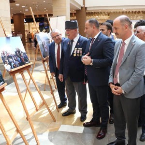 “İrade Bizim, Zafer Bizim” Temalı Resim Sergimizi Ziyaretçilerimizle Buluşturduk - fotoğraf 9