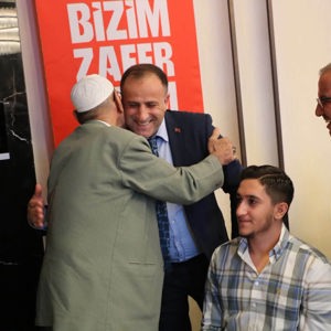 15 Temmuz Vesilesiyle Aziz Şehitlerimizin Kıymetli Aileleri ve Kahraman Gazilerimizle Yemekte Buluştuk - fotoğraf 4