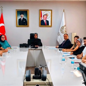 Merkez Sosyal Hizmet Personellerimizle Değerlendirme Toplantısı Gerçekleştirildi - fotoğraf 3