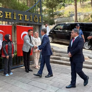 15 Temmuz Demokrasi ve Millî Birlik Günü'nün 10. Yıl Dönümünde Şehitlerimizin Kabirleri Ziyaret Edildi - fotoğraf 3