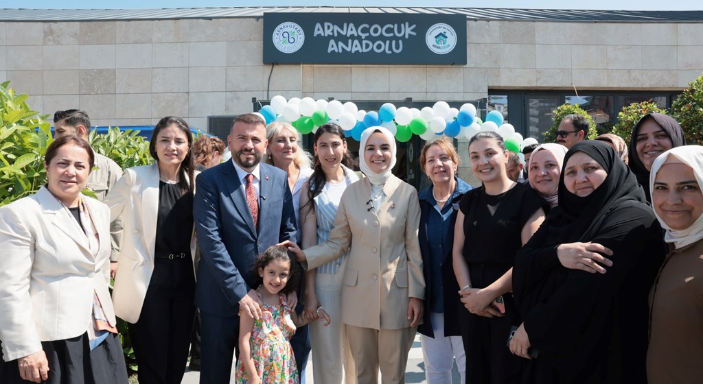 Aile ve Sosyal Hizmetler Bakanımız Göktaş, Arnavutköy'deki toplu açılış ve temel atma töreninde konuştu