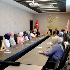 Koruyucu Aile Birimimize Anlamlı Teşekkür Ziyareti - fotoğraf 2