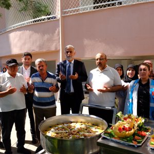 Şehit Hakan Duyğal Huzurevimizde Aşure Programı Düzenlendi - fotoğraf 1