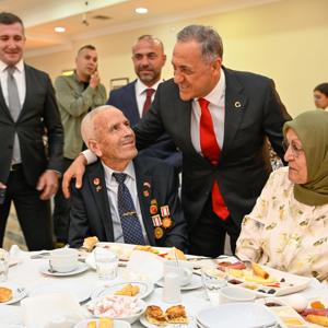 15 Temmuz Demokrasi ve Millî Birlik Günü'nde Şehit Yakınları ve Gazilerimiz Onuruna Kahvaltı Programı Düzenlendi - fotoğraf 8