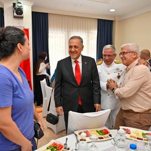 15 Temmuz Demokrasi ve Millî Birlik Günü'nde Şehit Yakınları ve Gazilerimiz Onuruna Kahvaltı Programı Düzenlendi - fotoğraf 6