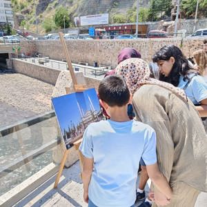 İl Müdürümüz Sayın Dr. Cengiz MADEN, Çocuklarımızla Birlikte 15 Temmuz Fotoğraf Sergisini Ziyaret Etti - fotoğraf 12