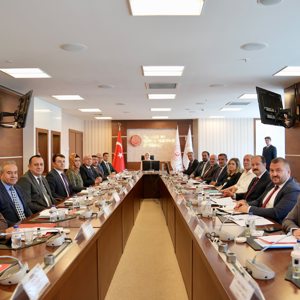 Bakan Yardımcımız Sn. Leman Yenigün Başkanlığında Kamu Çocuk Bakımevlerinin Yaygınlaştırılmasına Yönelik Mevzuat Tanıtım Toplantısı Gerçekleştirildi. - fotoğraf 1