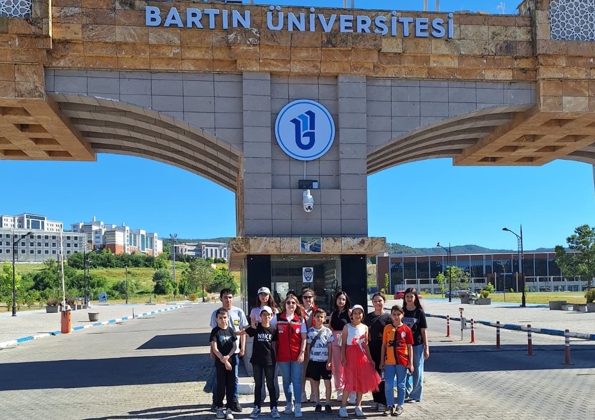 ODES Kapsamındaki Çocuklarımız Bartın Üniversitesinde İlk Yardım Eğitimi Aldı ve Üniversite Kütüphanesini Ziyaret Etti