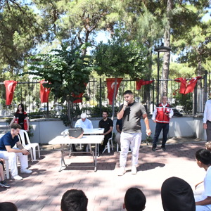 Vefa Engel Tanımaz" Programı Kapsamında Uncalı Şehitliği'nde Hatim Duası Gerçekleştirildi - fotoğraf 8