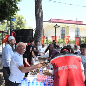 Vefa Engel Tanımaz" Programı Kapsamında Uncalı Şehitliği'nde Hatim Duası Gerçekleştirildi - fotoğraf 10