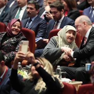 Cumhurbaşkanlığı Himayesinde Bakanlığımızın Düzenlediği I.Yaşlılık Şura'sı Başladı - fotoğraf 4