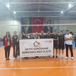 Koruyucu Aileye Destek İçin Pankart Açıldı  - fotoğraf 1