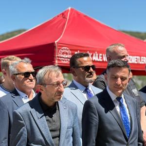 15 TEMMUZ DEMOKRASİ VE MİLLÎ BİRLİK GÜNÜ - ŞEHİTLİK ZİYARETİ - fotoğraf 2
