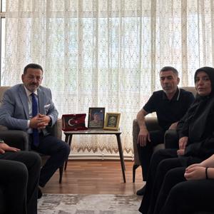 15 TEMMUZ DEMOKRASİ VE MİLLÎ BİRLİK GÜNÜ - ŞEHİDİMİZİN AİLESİNE ZİYARET - fotoğraf 2