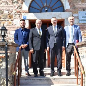 Mudanya Kaymakamı Enver Yılmaz ile Aile ve Nüfus 10 Yılı Çalışmaları Değerlendirildi - fotoğraf 1